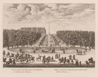 Utsikt over Château de Versailles, fra siden av smug og dragefontenen