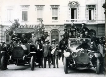 Milano, 3. og 4. august 1922. Fascistenes reaksjon på streiken. Aksjonsteam på Scala-plassen.