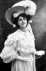 Dora Barton 1884-1966, engelsk skuespillerinne, 1900-tallet.