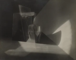 [Still-Life Abstraksjon], ca. 1923 (gelatinsølvtrykk)