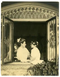 Fru Ernest Thompson Seton og datteren Ann