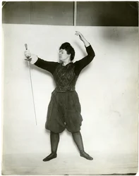 Gammel modell, ca. 1905-18 (foto av gelatinsølv)