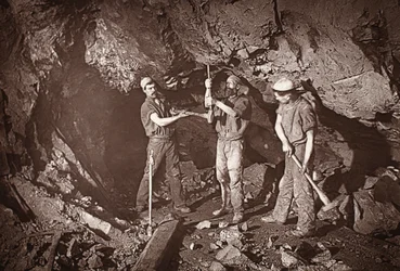 Boring an Upper, East Pool Mine, illustrasjon fra 