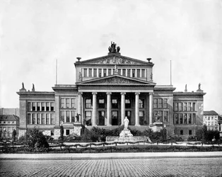 Komedieteater, Schiller Platz, Berlin, 1893.