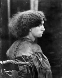 Jane Morris, posert av Dante Gabriel Rossetti, 1865 (albumtrykk)