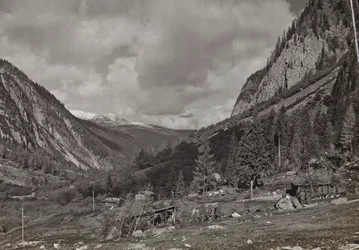 Album "Min verdenskrig - minner fra den sørvestlige fronten i Kärnten, Italia, Trentino-Alto Adige) 31/03/1915-12/11/ 1918 - Josef Zohles Vienna ": soldater i L-dalen