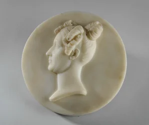 Medaljongportrett av fru Margaret Gott