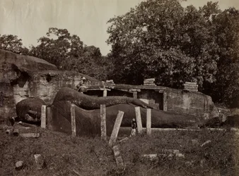 Paranirvana a Buddha, Gall Vihara, Polonnaruwa, Ceylon, 1870-1871.