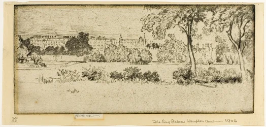Hampton Court, Long Palace