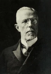 Portrett av Oscar Gustave 5, konge av Sverige, ca. 1925 (foto)