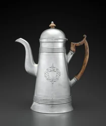 Kaffekanne, ca. 1814-1825 (tinn, tre)