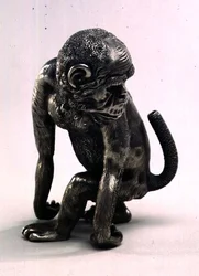 Figur av en ape laget for Faberge, ca. 1896-1908 (sølv)