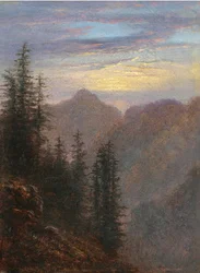Utsikt over fjellene i skumringen