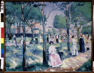 On the Boulevard (On the Boulevard). Sommerscene, i en park med byen i bakgrunnen, går mange familier. Maleri av Kasimir Severinovich Malevich (Malevich, Malevic) (1878-1935), olje på lerret
