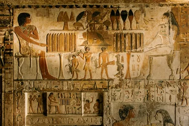 Egypt; Arkeologi; Gamle riket; Saqqara; Mumie; Nefer; Grav, 5. dynasti