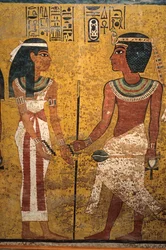 Tutankhamons grav, Farao står overfor gudinnen Nut som ønsker ham velkommen med renset vann…