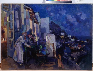 Kveld på verandaen. En kvinne drar nytte av panoramaet over byen som strekker seg ut i natten foran terrassen hennes. Maleri av Konstantin Alexeyevich Korovin (Constantin Korovin) (1861-1939), olje på lerret