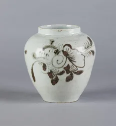 Krukke med blomsterdesign, Yi-dynastiet, 1392-1910 (keramikk)