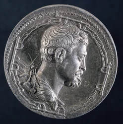 Baksiden av medaljongen til Andrea Doria som viser kunstneren omgitt av lenker til en straffedømt og med en bysse i bakgrunnen, ca. 1541 (sølv) (se 122337 for forsiden)