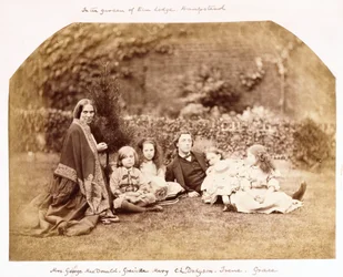 Portrett av MacDonald-familien med Lewis Carroll, 1863
