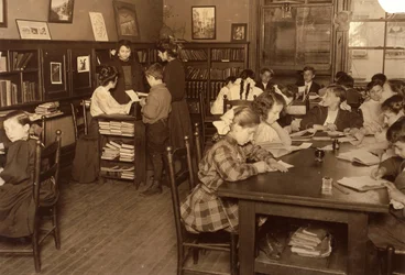 Bibliotek, Henry Street-bosetningen, New York City