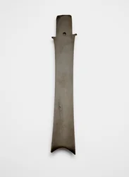 Gaffelblad (zhang 璋), ca. 2000–1700 f.Kr. (jade, nefritt)