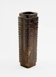 Ti-lags rør med masker, ca. 3300-2250 f.Kr