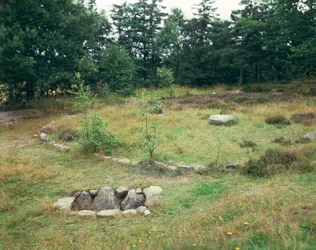 Danmark, Jylland, Bjerrgrav, Hvolris, Keltisk gravplass med sirkelgraver