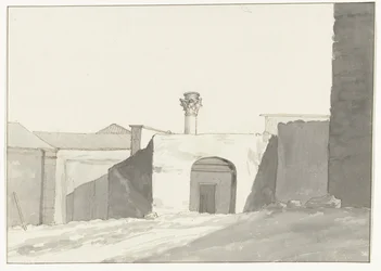 Antike zuil en bygninger i havn av Brindisi Fjernsyn av den antikke søylen [på havnen i Brindisi] Reiser i Italia, Sicilia og Malta - 1778 (serietittel)