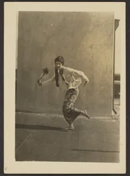 [Danser på taket]