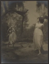 [Dansere i hagen]