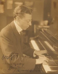 [Homer Grunn at the Piano]
