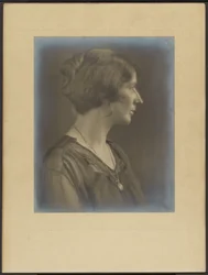 Margaret Few - Skulptør