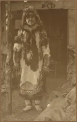 [Portrett av en kvinne i indiansk drakt]