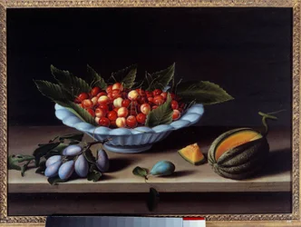 Skål med kirsebær, plommer og melon. Maleri av Louise Moillon (1610-1696), 1633. Sol. 0,48 x 0,65 m
