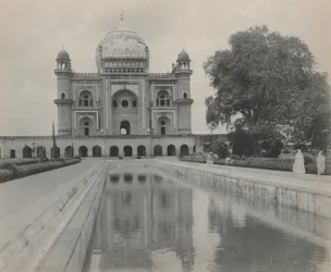 Saftar Jung-graven, Delhi, ca. 1890-tallet (platinatrykk)