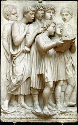 La cantoria eller barn som synger i kor - Marmorrelieff (høyde 348 cm), av Luca della Robbia (ca. 1400-1482)