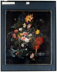 Et stilleben av blomster