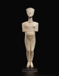 Kykladisk liggende kvinneskikkelse, navnestykke til Schuster-mesteren, Early Cycladic II, ca. 2400 f.Kr. (marmor)