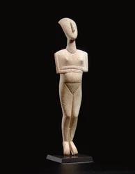 Kykladisk liggende kvinneskikkelse, navnestykke til Schuster-mesteren, Early Cycladic II, ca. 2400 f.Kr. (marmor)