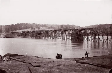 Bro over Tennessee River ved Chattanooga, ca. 1864.