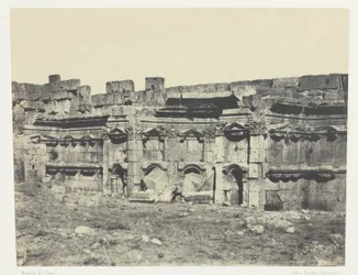Baalbeck, interiøret i innhegningen av sol- og Jupitertemplene; Syria
