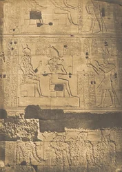 Bas-relieff tatt fra den vestlige veggen til det store tempelet til Isis, i Philae, april 1850.