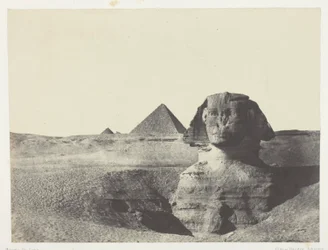 Sphynxen sett forfra, Midt-Egypt