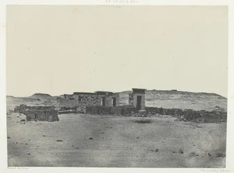 Temple and Village of Débôd, Parembole fra Antonine Route, Nubia, 184951, trykt 1852.