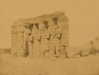Theben; Portikoen ved Ramesseum (Osymandias