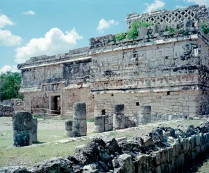 Før colombiansk sivilisasjon: utsikt over stedet til Chichen Itza i Yucatan-regionen. Maya sivilisasjon, klassisk periode og Maya renessanse, 750-1200 e.Kr. Mexico