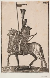 Montert soldat, profil til v.; lanse med vimpel, bue ved siden, sirkulært skjold, kogger; hodeplagg med fjærbusk