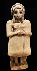 Statue av en kvinnelig tilbeder i enkel drakt, Khafajah, Mesopotamia, ca. 2650-2550 f.Kr.