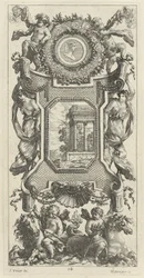 Ornamental panel overbygd av en byste av en kvinne og to putti med flammende trompeter